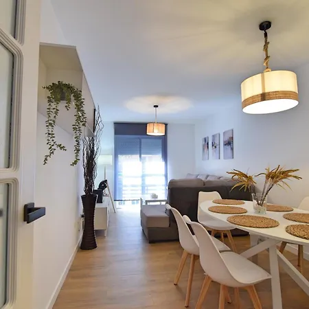 Apartamento Lomi, Solo Familias 3 Hab, 2 Wc Centro